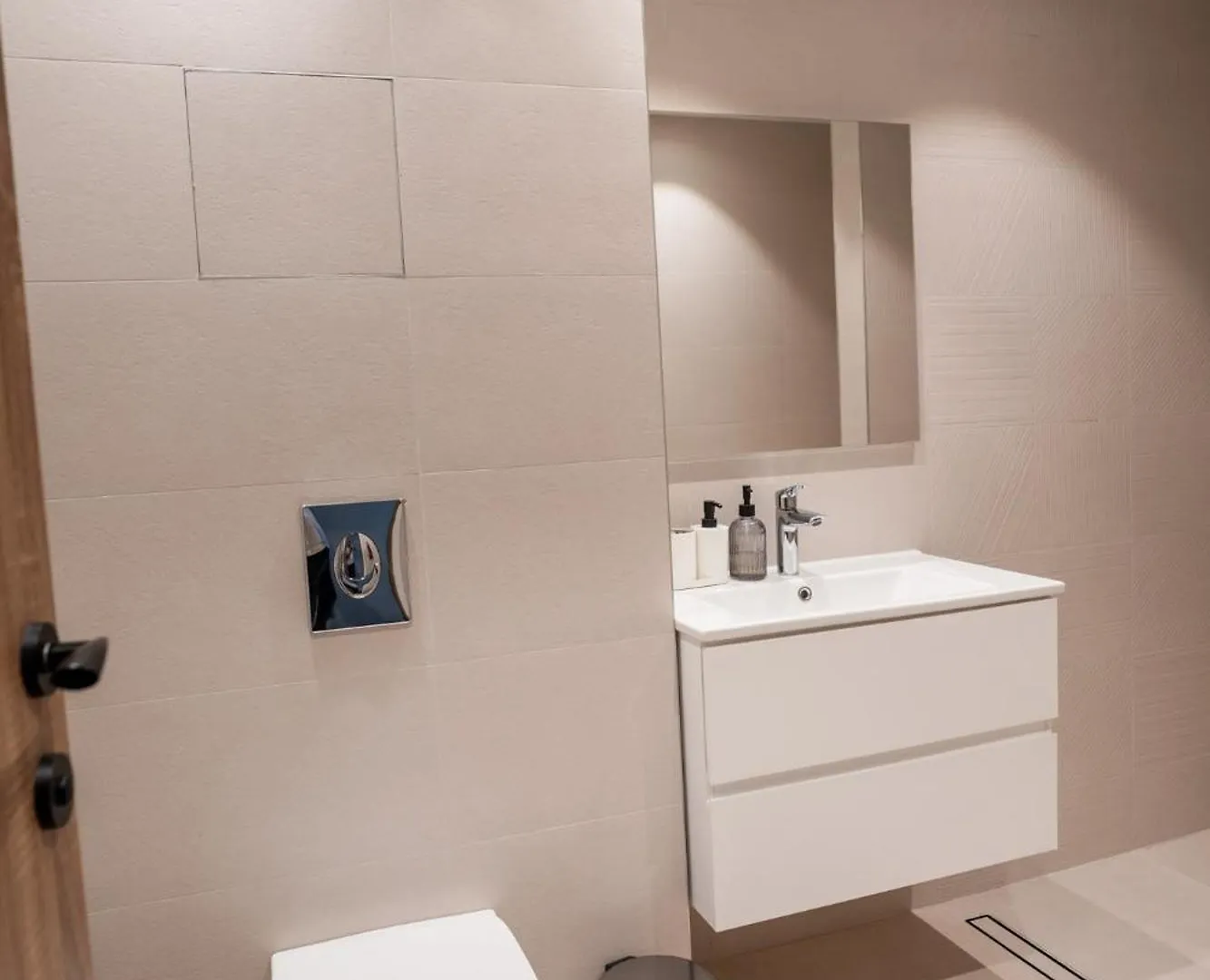 Stylish Apartment In City Center Sofia Bulgarien